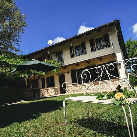 Cascina Flino Apartment Diano dʼAlba Екстериор снимка